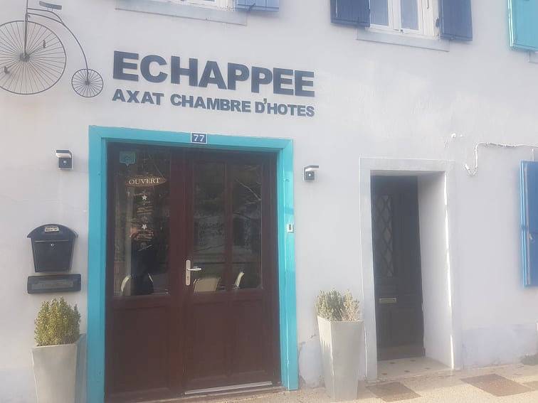 Echappée Chambres d'hôtes Axat Pays Cathare - Chambre bleue in Axat, Parc naturel régional Corbières-Fenouillèdes