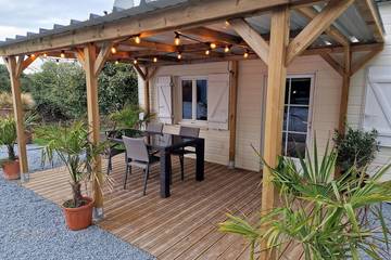 Gîte pour 4 personnes, avec jardin à Tourville-sur-Sienne