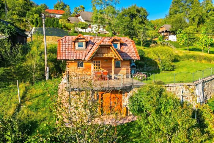 Ferieudlejning for 4 personer, med Balkon og Terrasse i Slovenien
