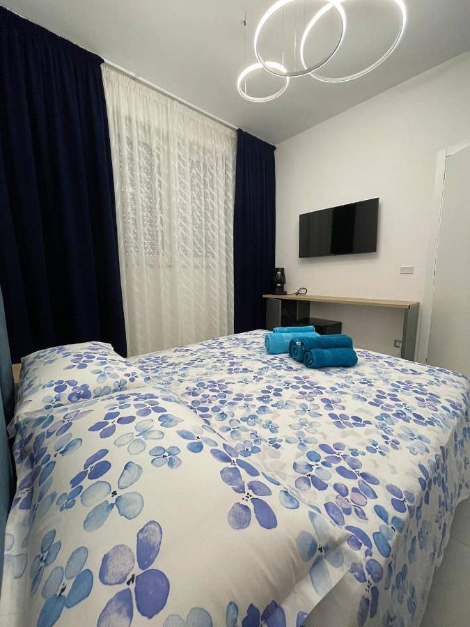 Large Double Room in Diamante, Costa Tirrenica Calabria