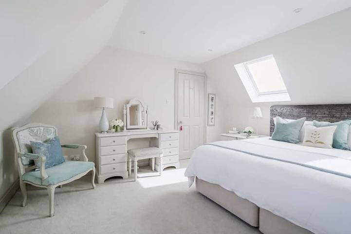 Ganze Wohnung, April Lodge with parking in Sunningdale, Berkshire