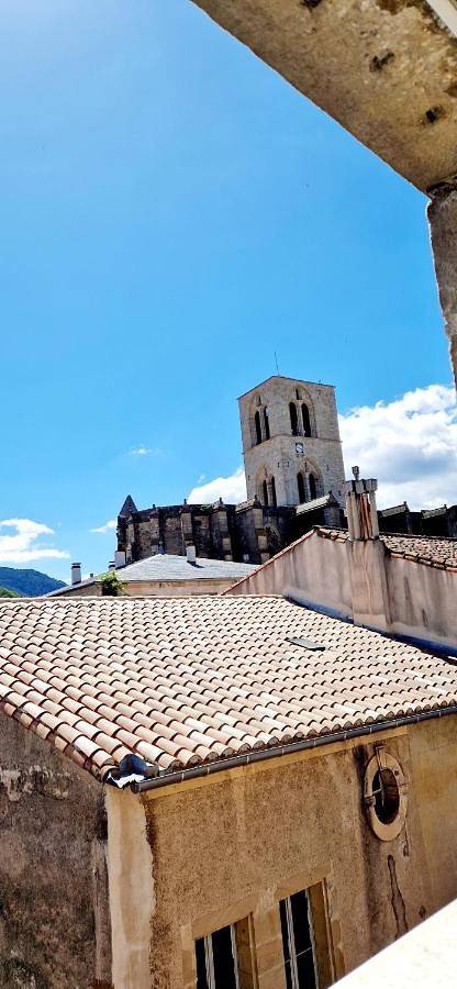 Gîte pour 6 personnes, avec vue à Lodève
