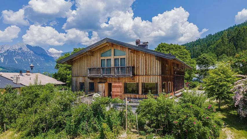 Appartement voor 12 personen, with Terras and Tuin as well as Sauna in Söll