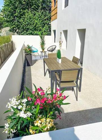 Gîte pour 2 personnes, avec terrasse et vue à Pont-de-Buis-lès-Quimerch