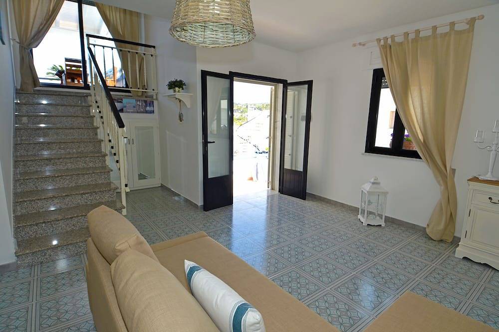 Entire apartment, Blue Bay House in Marina di San Gregorio, Patù