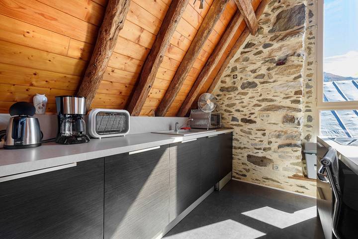 "La Grange" Gîte with Mountain View and Wi-Fi in Artalens-Souin, Pyrenéernas nationalpark