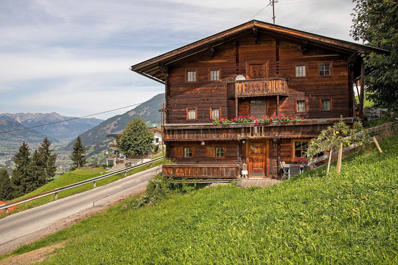 Ferienhaus 'Oberlehen Hof' mit Bergblick und privater Terrasse in Rohrberg, Bezirk Schwaz