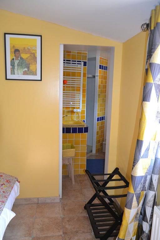 Lou Cèu Sin, maison d'hôtes et Spa - Birmanie in Entrepierres, Région de Forcalquier
