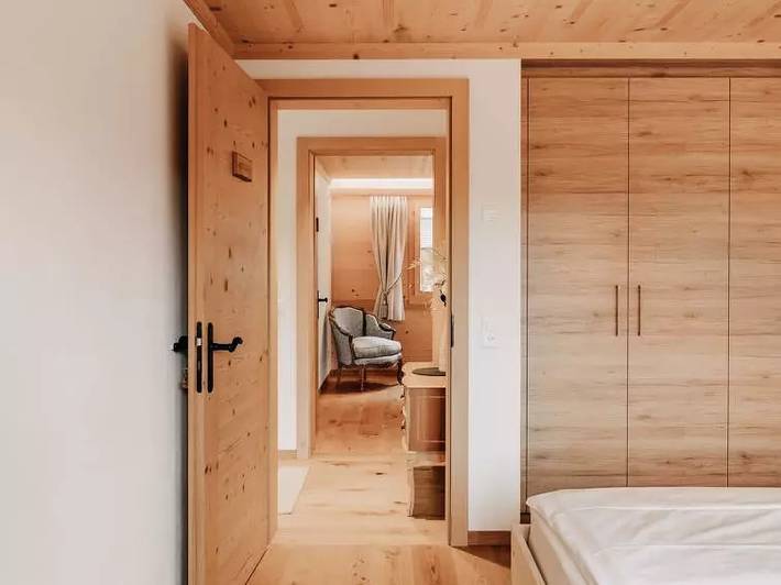 Hütte für 6 Personen, mit Balkon in Gstaad