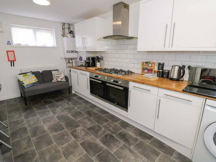 Gîte pour 8 personnes, avec jardin à Corby - 4