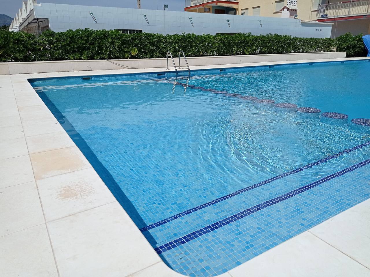 Entire apartment, Bonito apartamento para 4/5 pers, terrazas cerca de la playa en Xeraco in Playa Xeraco, Xeraco