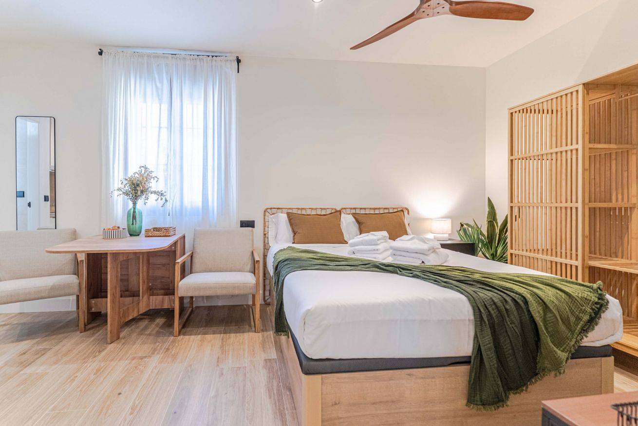 Geheel appartement, Plaza Larga Suite Modern Studio in the City Center in Centro-Sagrario, Granada