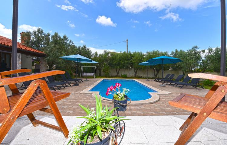 Ferienhaus für 10 Personen mit Terrasse in Marčana, Südküste Istrien
