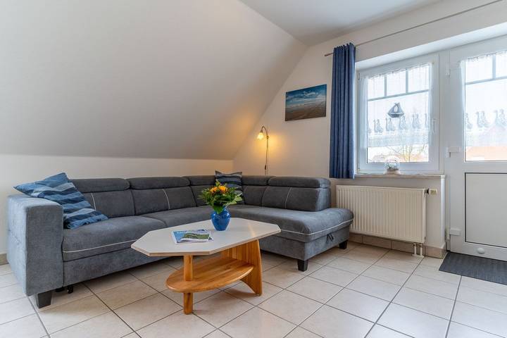 Ganze Wohnung, Schöne 53 m² große 3 Zimmerwohnung, circa 5 Kilometer von Spo entfernt in Tating, Eiderstedt
