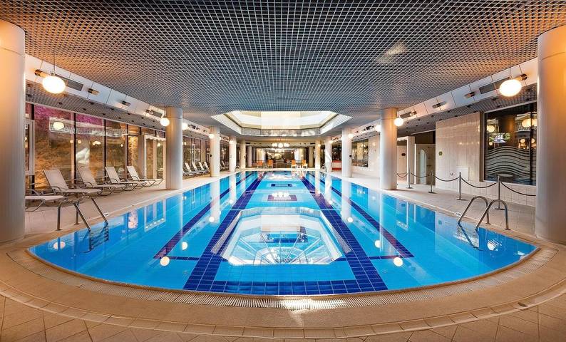 Hôtel pour 2 personnes, avec sauna ainsi que jardin et terrasse dans Poiana Brasov - Brasov - 3