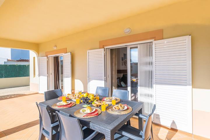 Villa Canguu in Albufeira e Olhos de Água, Distrito de Faro