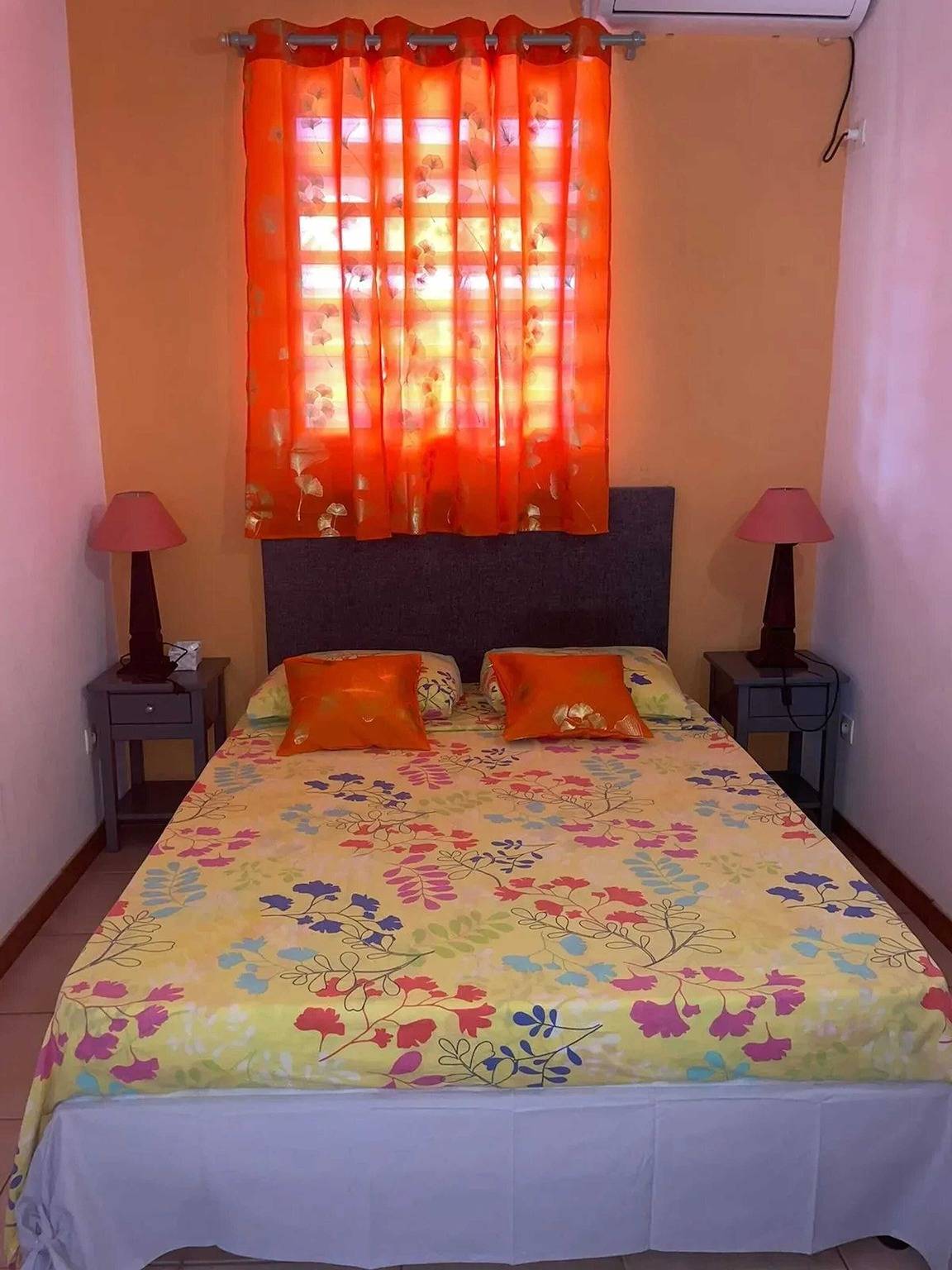 Apartamento entero, Apartamento en Deshaies con vista al mar y piscina (50 m²) in Plage de Ferry, Deshaies