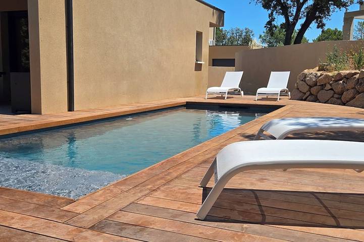 Villa pour 8 personnes, avec jardin - 1