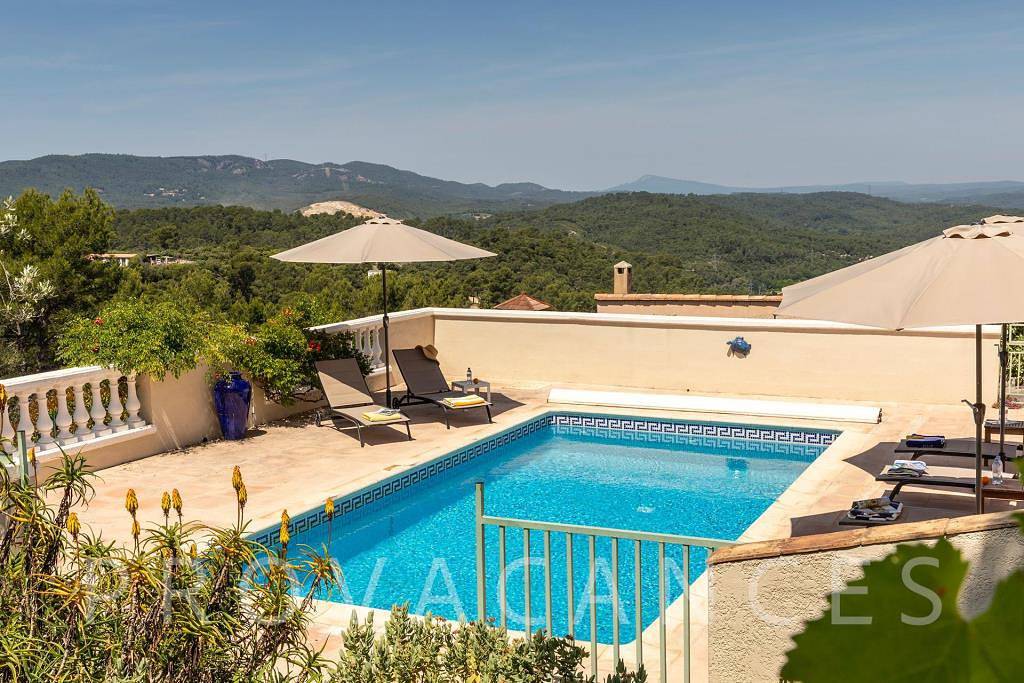 Holiday house with pool and beautiful view in Vidauban in Vidauban, Region de Draguignan