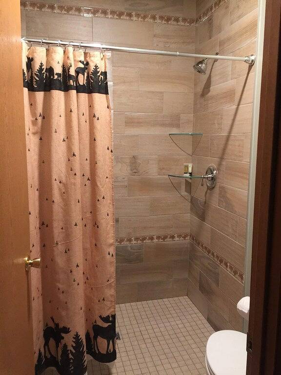 Ganze Wohnung, 7 Springs - Swiss Mountain Condo, 2 Schlafzimmer, 2 Bäder - Kürzlich mit Wifi aktualisiert in Seven Springs, Pennsylvania