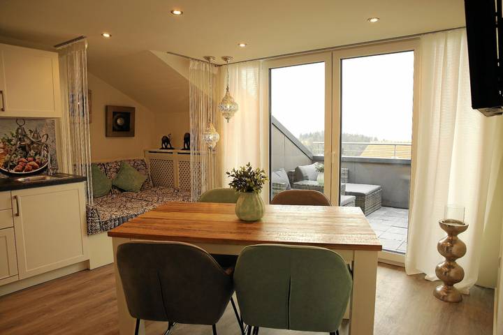 Ferienwohnung für 2 Personen, mit Terrasse und Whirlpool sowie Sauna und Garten in Waldkirchen