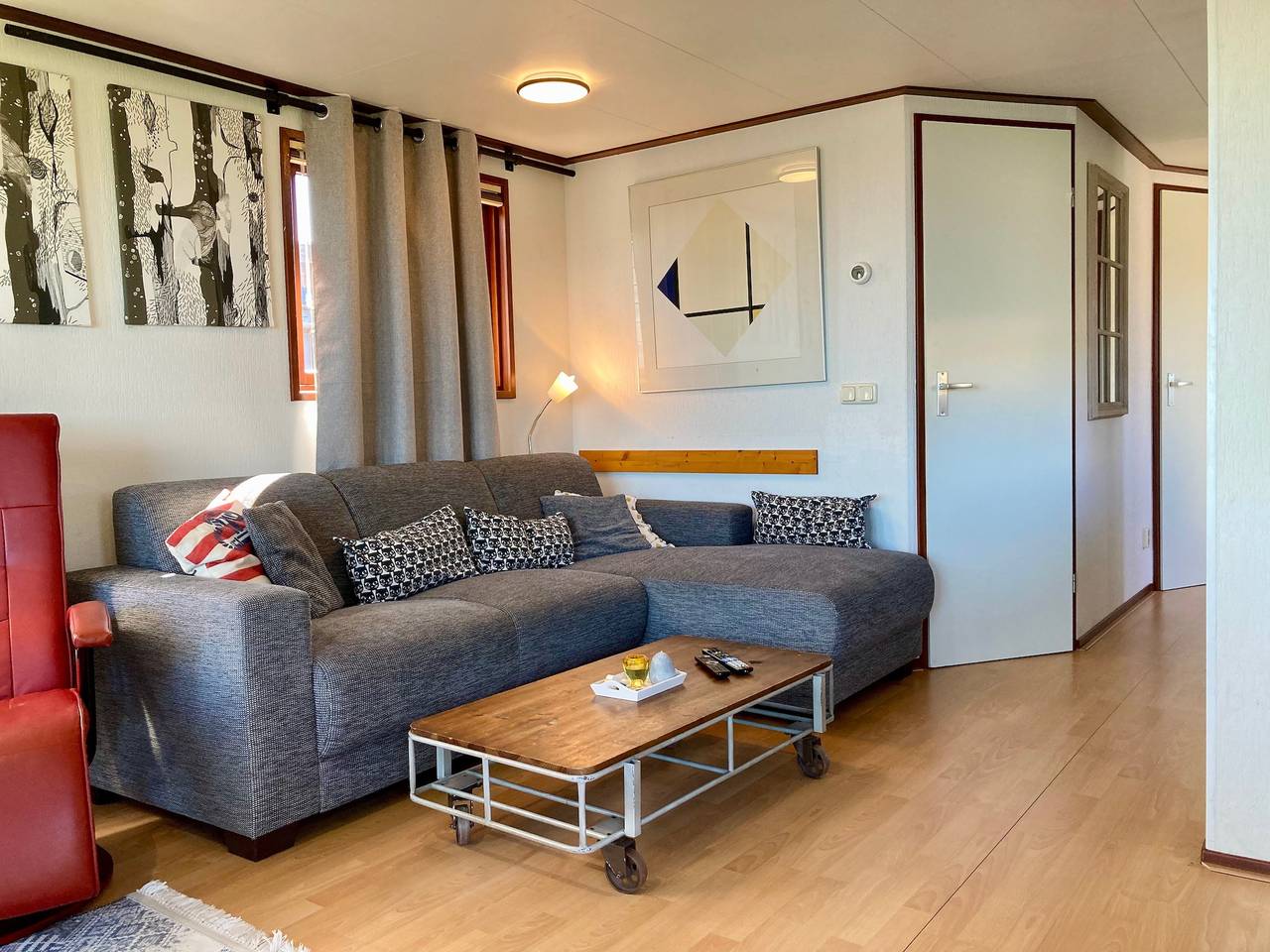 Chalet voor 3 personen met uitzicht op het meer in Oostmahorn, Dongeradeel