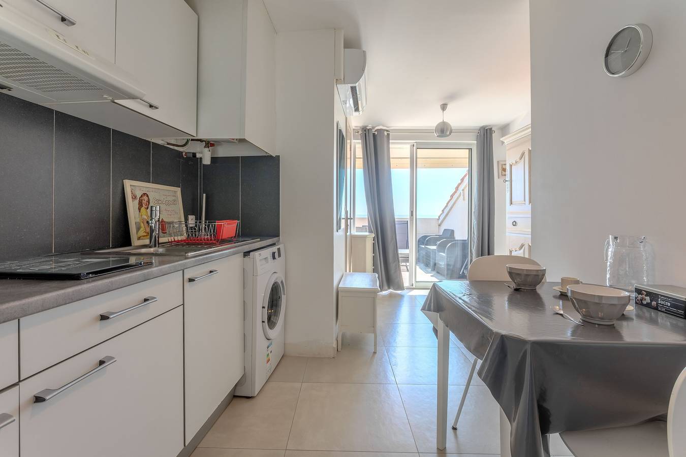 Ganze Wohnung, Ferienwohnung 'Evasion Maritime' mit Meerblick, Wlan und Klimaanlage in Frejus, Mittelmeerküste (Frankreich)