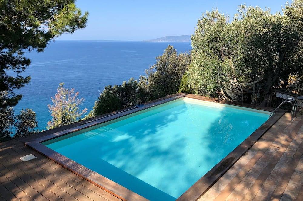 Gorgeous villa with private pool and private beach in Monte Argentario, Grosseto Provinz