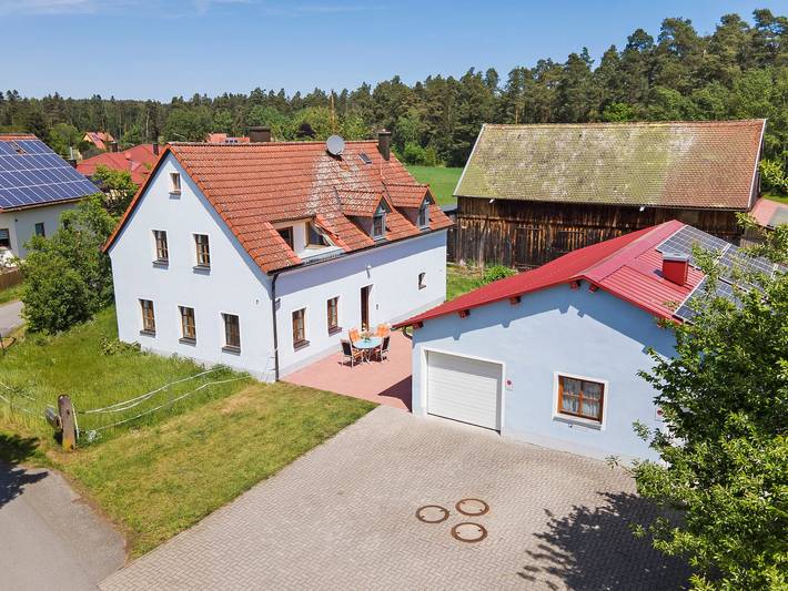 Ferienwohnung für 5 Personen, mit Balkon und Garten