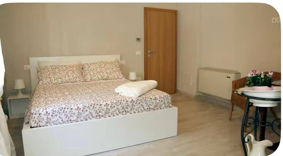 Double Room with Private Bathroom in Faenza, Provincia di Ravenna