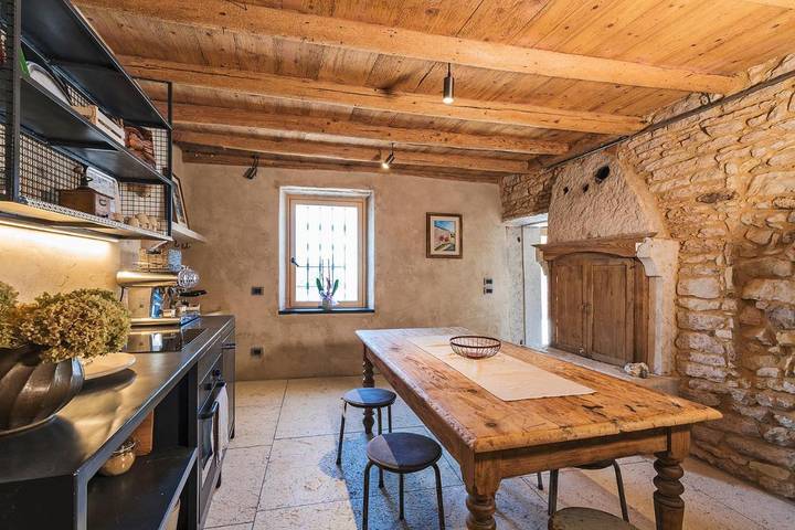 B&b per 12 persone, con sauna e panorama nonché giardino, con animali domestici in Provincia di Verona