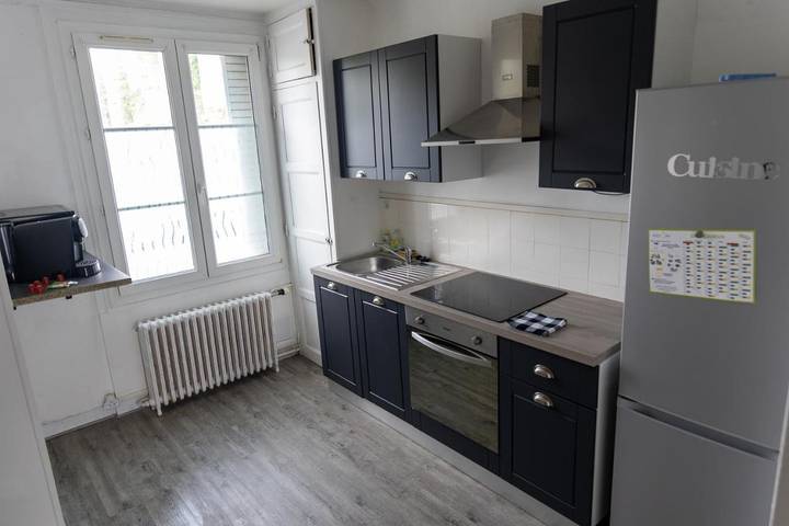 Gîte pour 6 personnes, avec jardin ainsi que vue sur le lac et vue à Châteaudun - 4