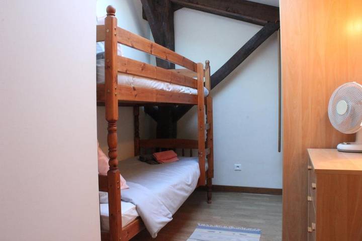 Location de vacances pour 9 personnes, avec piscine ainsi que jardin et bassin pour enfant à Lacapelle-Biron - 3