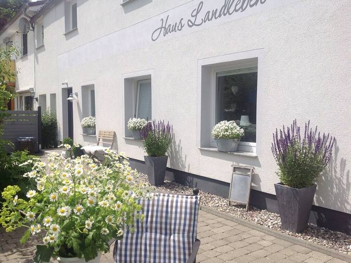 Ferienhaus für 3 Personen, mit Terrasse und Garten in Hohwacht