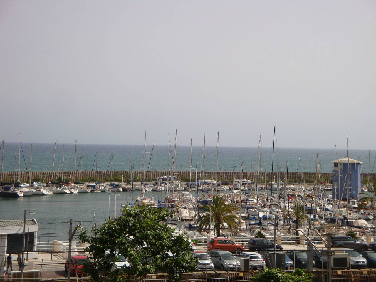 Haus "Terrassa de Mar" direkt am Strand in El Masnou, Costa del Maresme