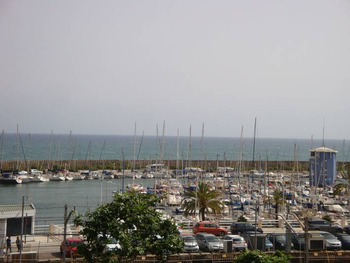 Haus "Terrassa de Mar" direkt am Strand in El Masnou, Costa del Maresme