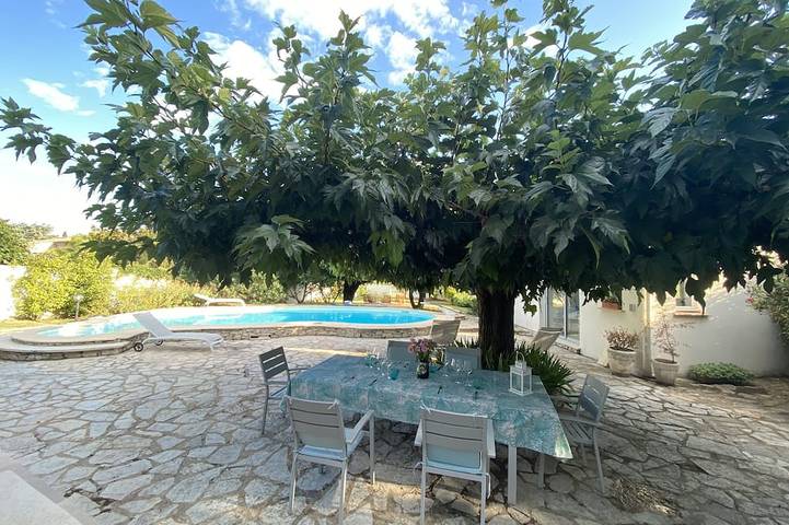 Villa für 8 Personen, mit Whirlpool und Garten - 1
