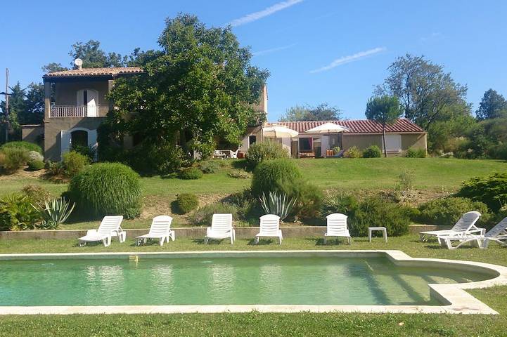 Ferienhaus für 11 Personen, mit Balkon und Garten