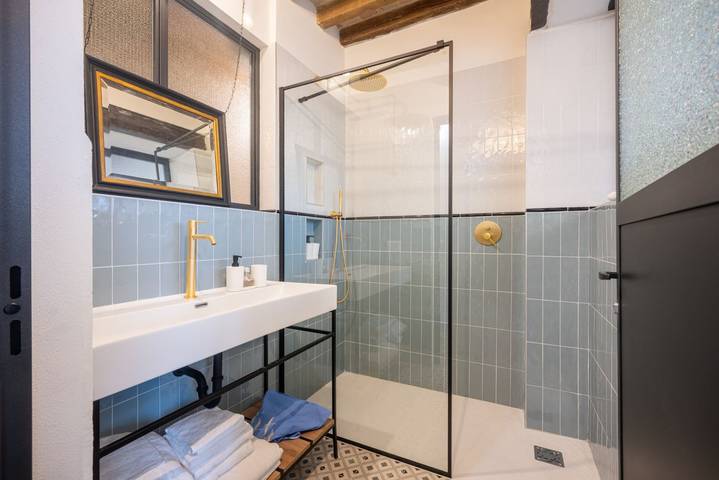 Appartamento intero, GuestHost - Bixio 29 Apartment 4 in Oltretorrente (Parma), Parma