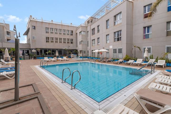 Ganze Wohnung, Ferienwohnung für 4 Personen mit Pool in Sardina del Norte, Gáldar