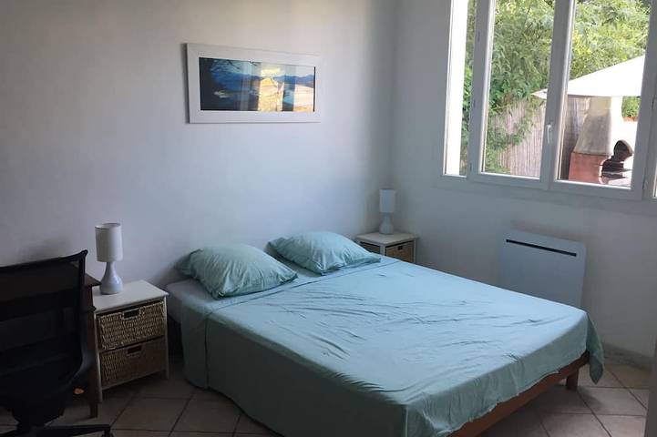 Vacation home with pool and garden just outside Montpellier in Hôpitaux-Facultés, Montpellier