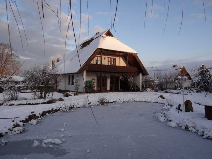 Ferienwohnung für 3 Personen, mit Terrasse und Garten sowie Ausblick in Zirkow - 2