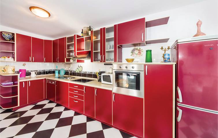 Ferienwohnung für 6 Personen, mit Terrasse in Jasenice - 4