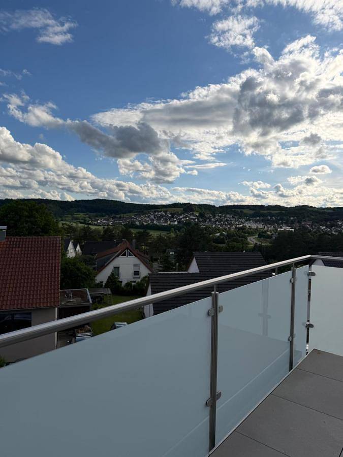 Ferienwohnung für 4 Personen, mit Balkon und Ausblick in Grafenau (Württemberg)