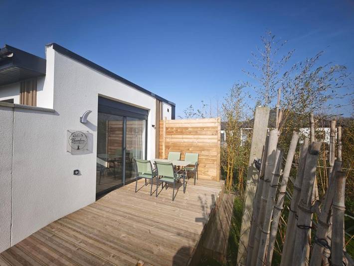 Location de vacances pour 2 personnes, avec terrasse ainsi que vue et jardin à Rang-du-Fliers - 4