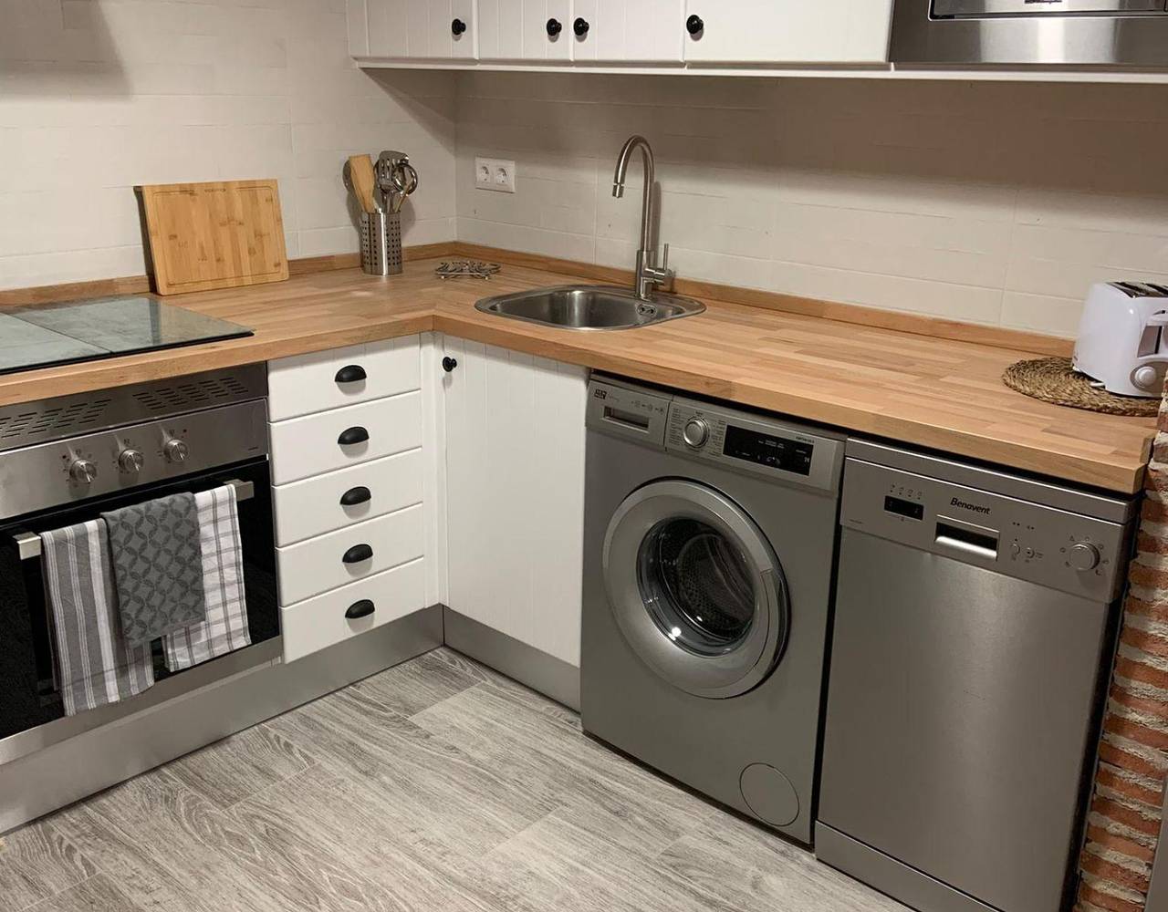 Maison rurale 'La Casita Del Portal' avec vue sur la montagne, Wi-Fi et climatisation in Pedro Bernardo, Valle del Tiétar