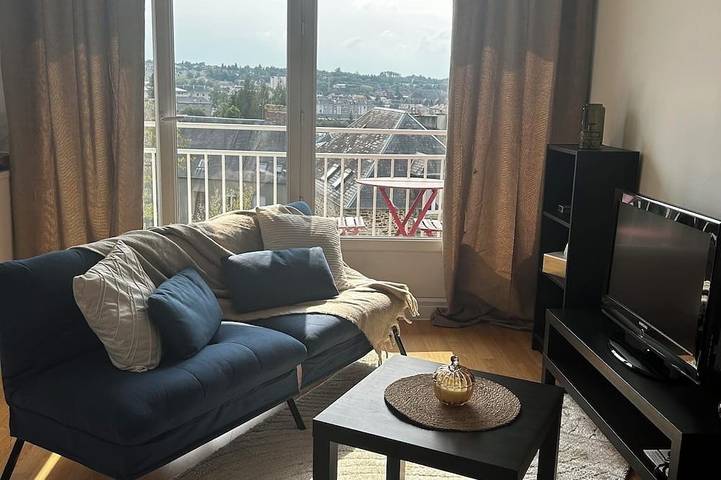 Appartement entier, «Bellevue» - 35 m2 - parking - 10 min centre-ville - Normandie - Saint Lô in Saint-Lô, Région de Saint-Lô