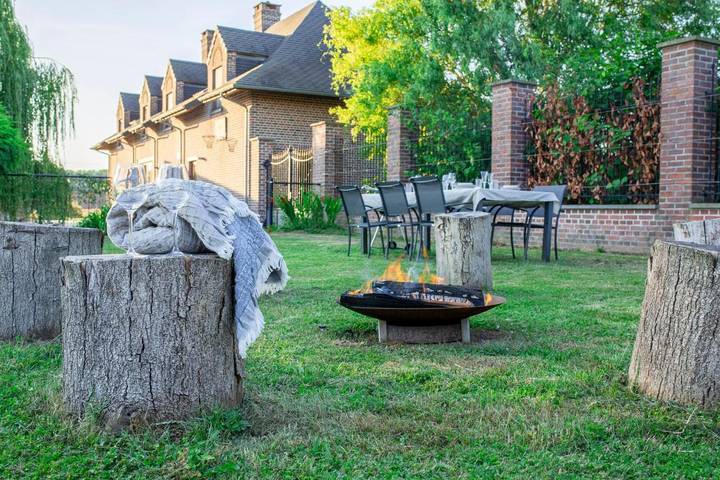 Location de vacances pour 6 personnes, avec vue et jardin, adapté aux familles à Leuze-en-Hainaut - 2