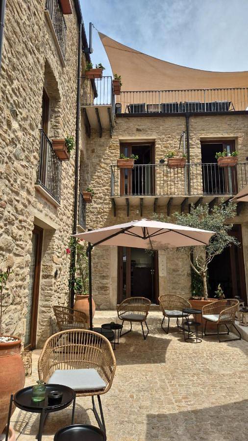 Superior Double Room in Gangi, Provincia di Palermo