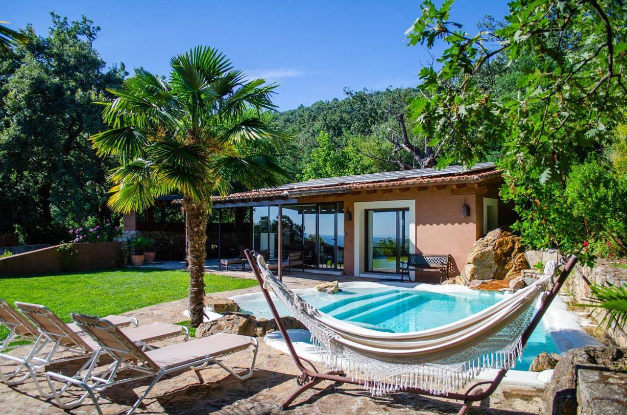 Landscape Villas - El Escondite De Pedro Malillo in Candeleda, Valle del Tiétar